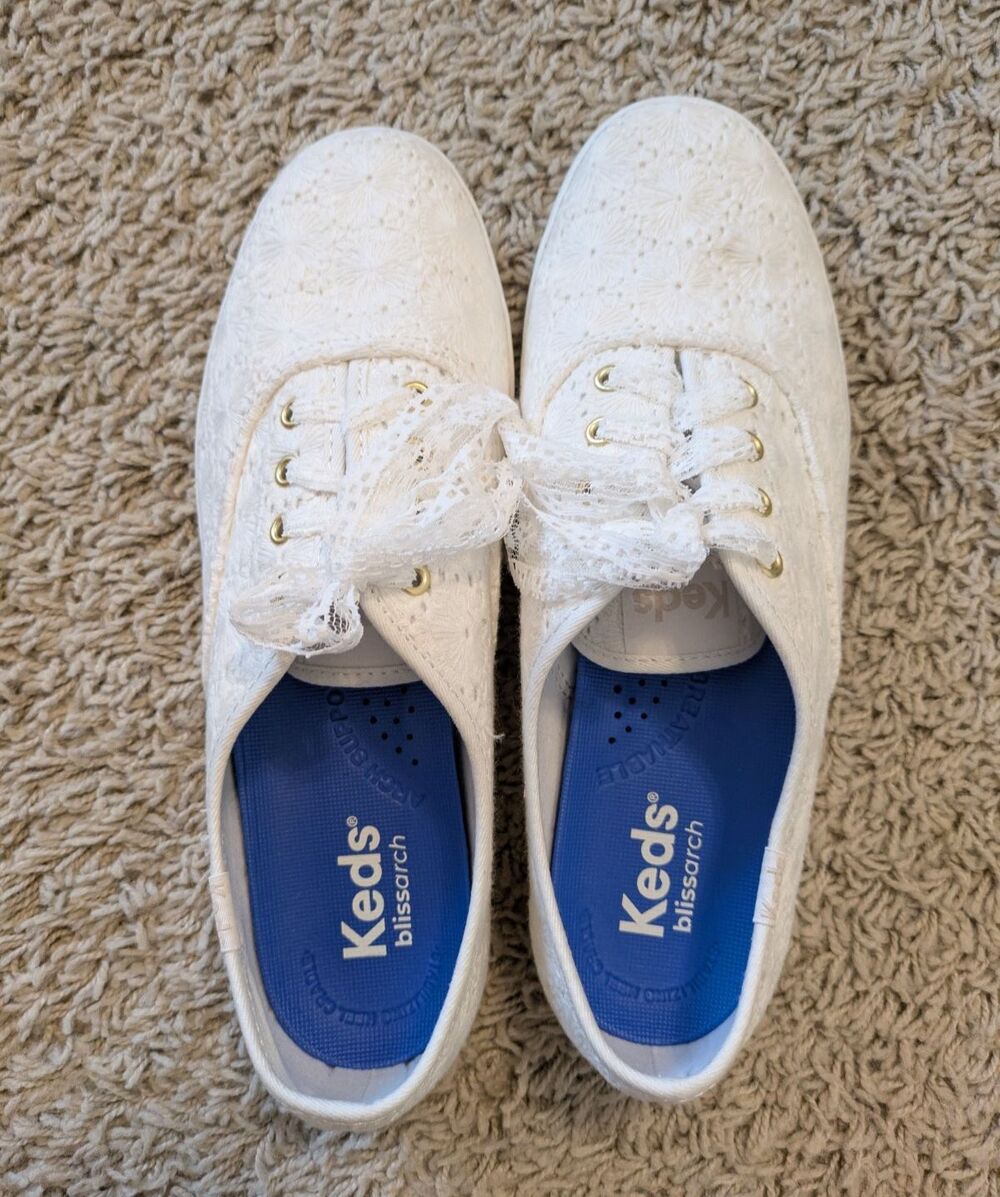 Keds Mini Daisy Eyelet White Lacy Lace-up Women's Ortholite Sneakers Sz: 6M
